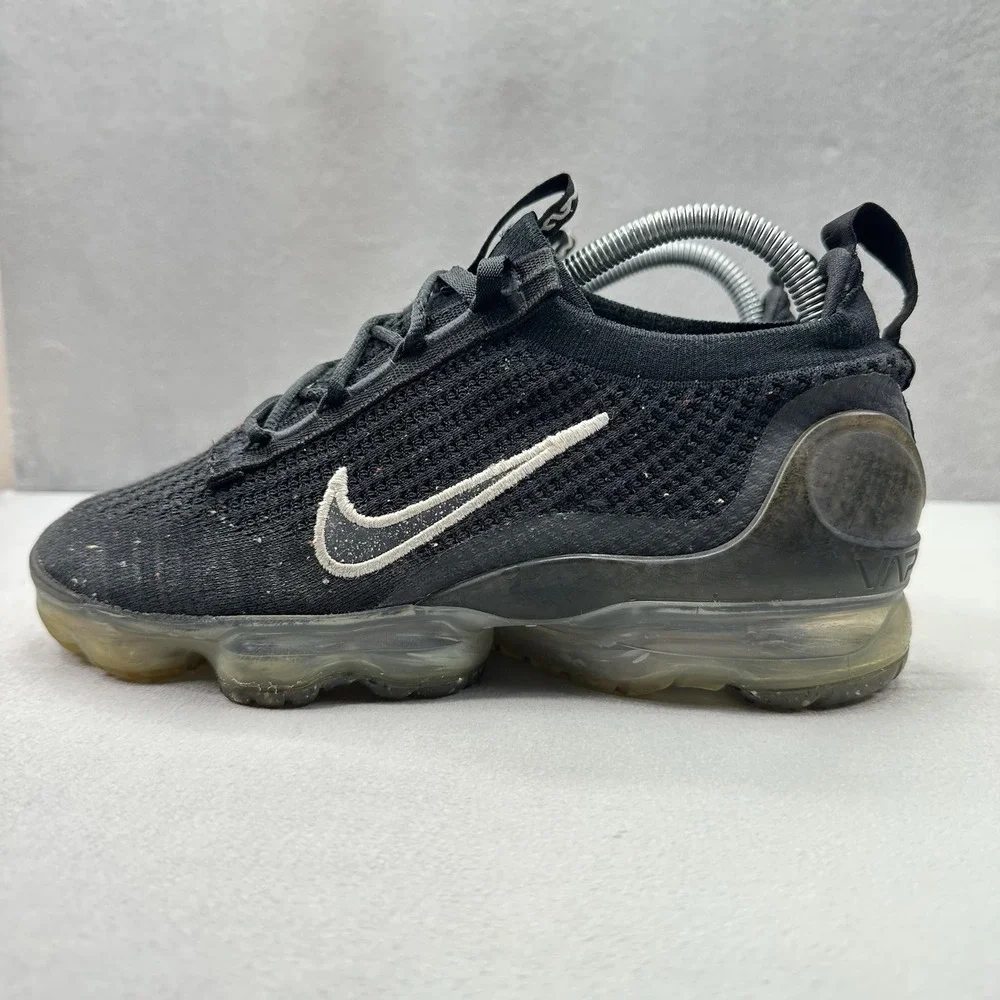 Womens Size 9 Nike Air VaporMax 2021‎ Flyknit Black Metallic Silver Sneakers